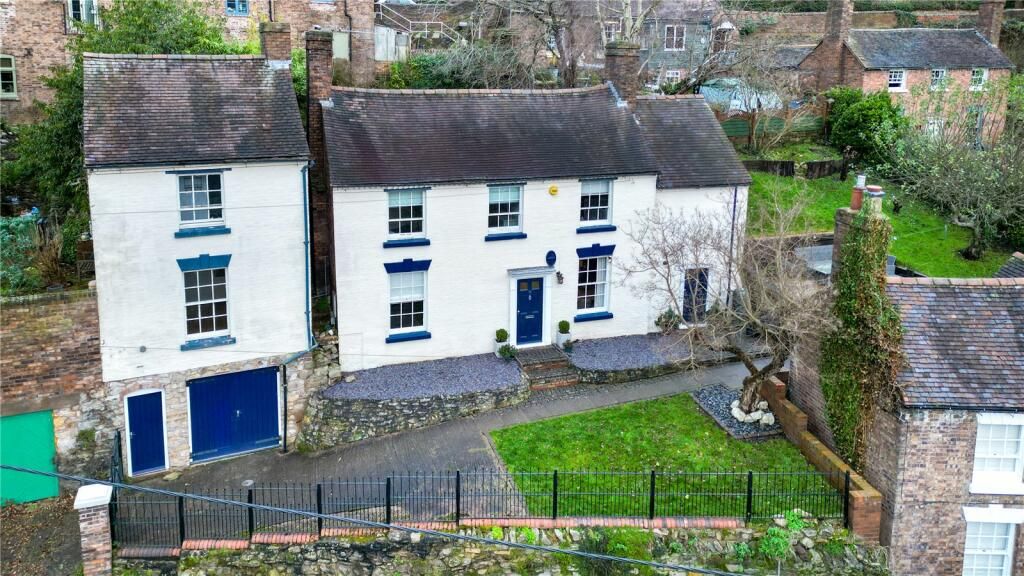 Property photo 1 of 33