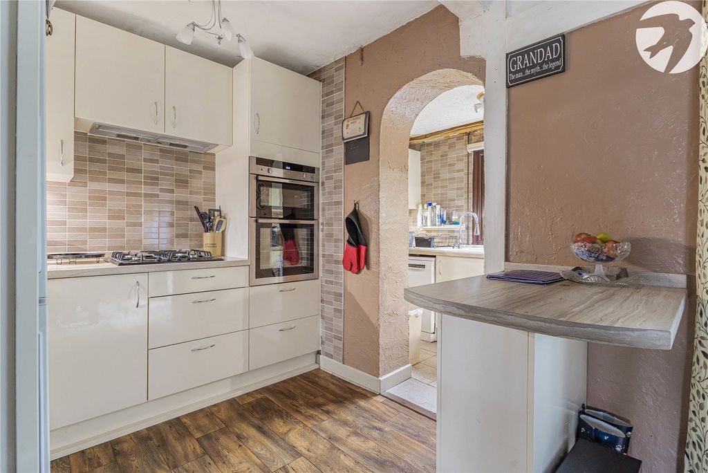 Property photo 2 of 24 Picture 2