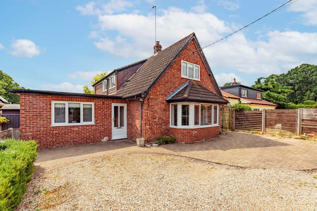 Property photo 1 of 31