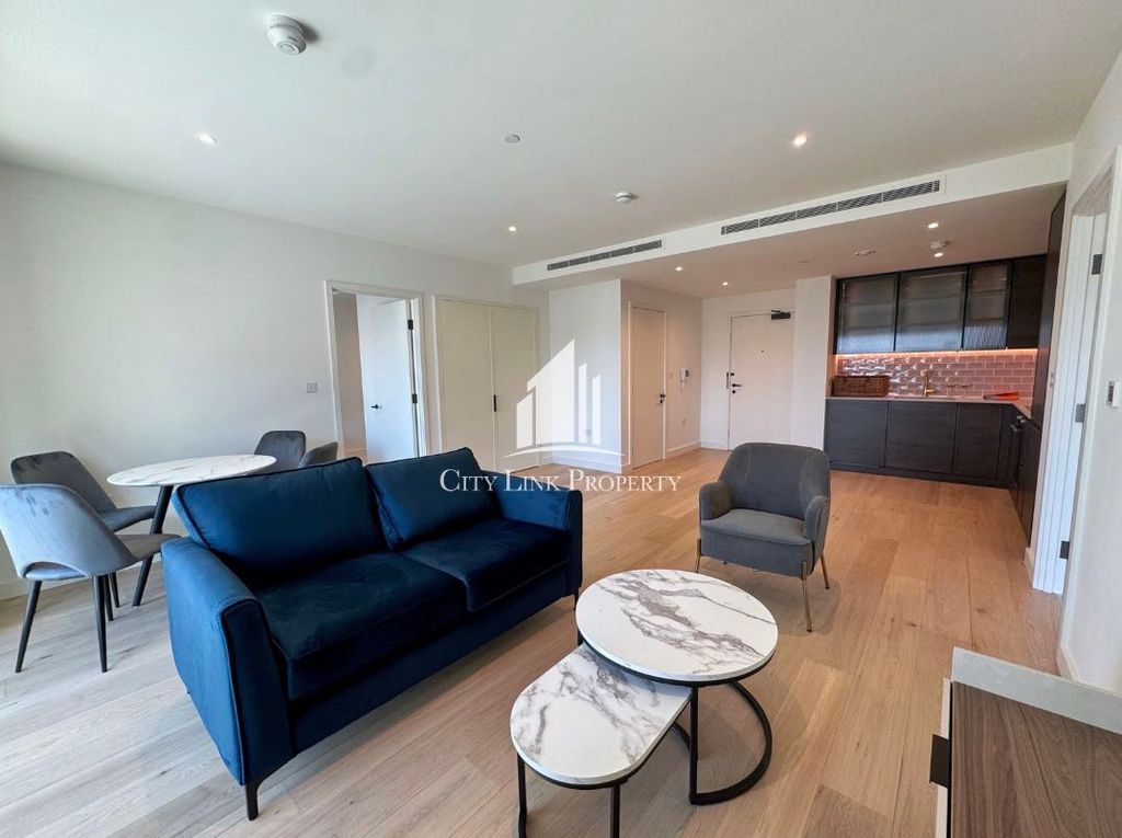 Property photo 1 of 37