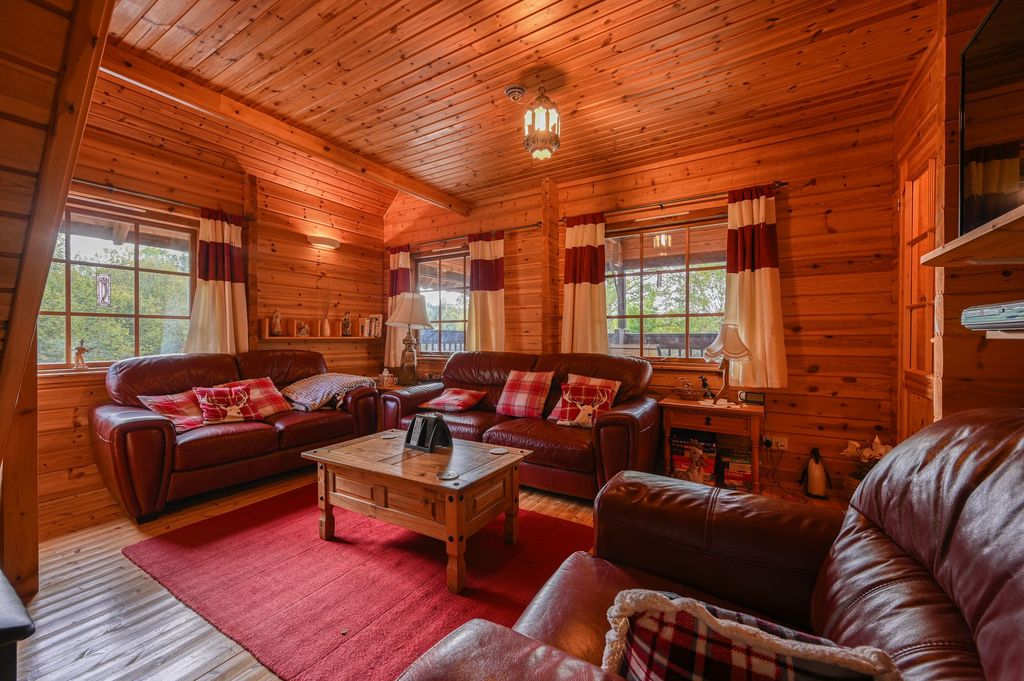 Property photo 3 of 29