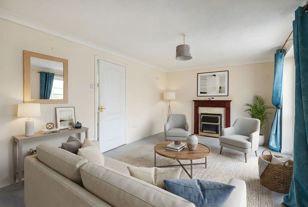 Property photo 2 of 17