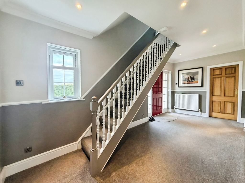 Property photo 2 of 18 43De0592-Img_0795