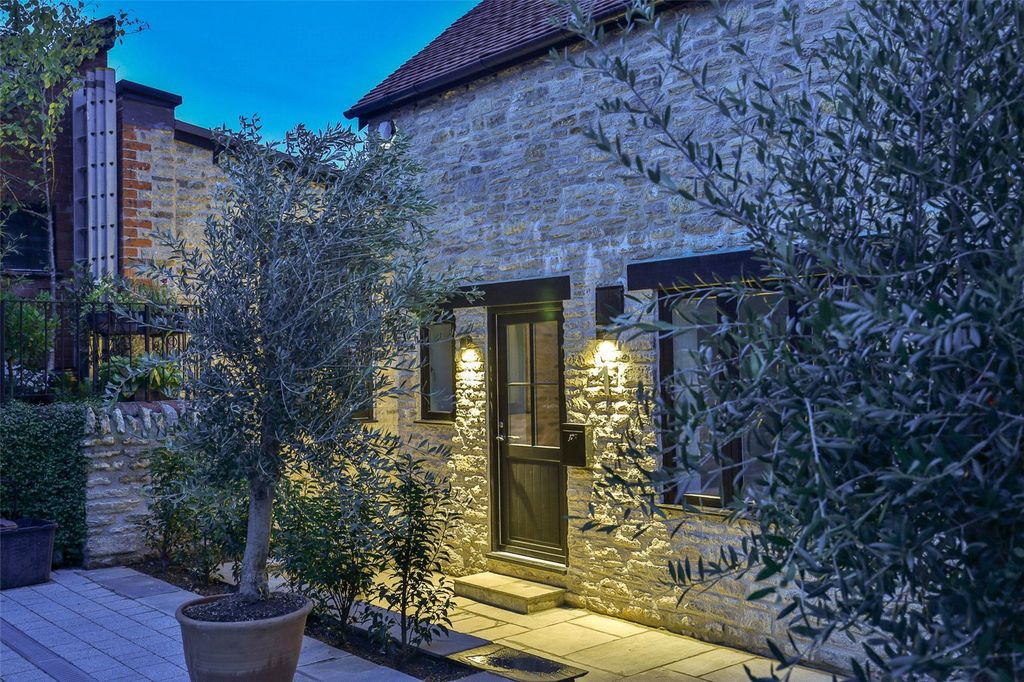 Property photo 1 of 10 Picture No. 38