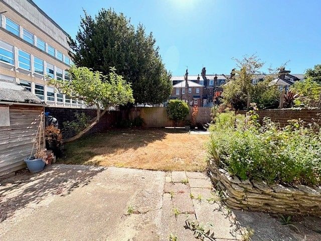 Property photo 2 of 7