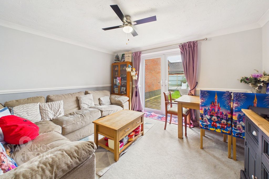 Property photo 2 of 16