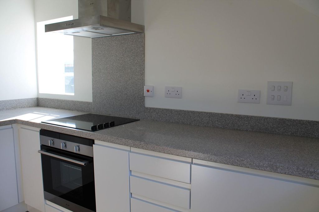 Property photo 2 of 18 Img_2174.Jpg