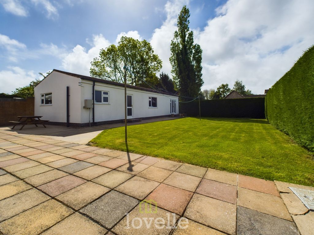 Property photo 2 of 30
