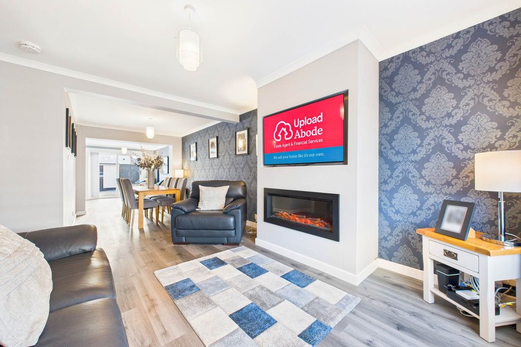 Property photo 3 of 30