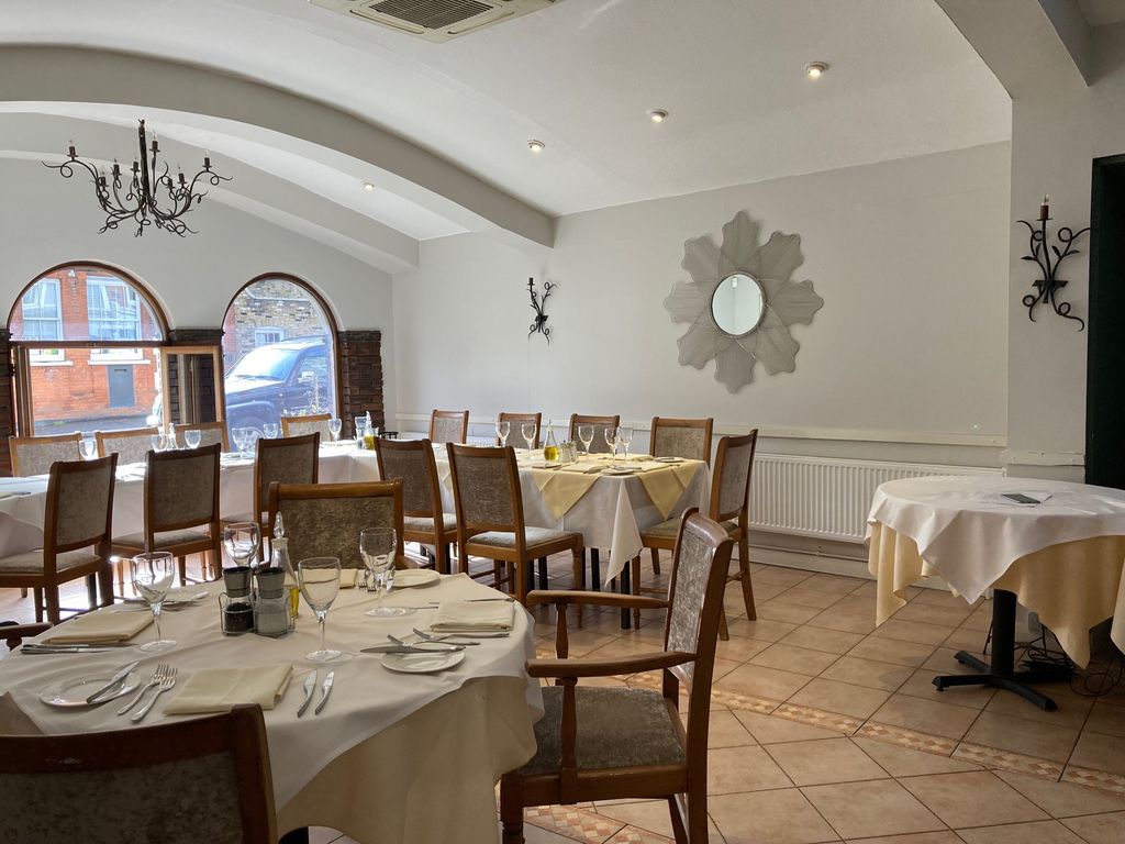 Property photo 3 of 17