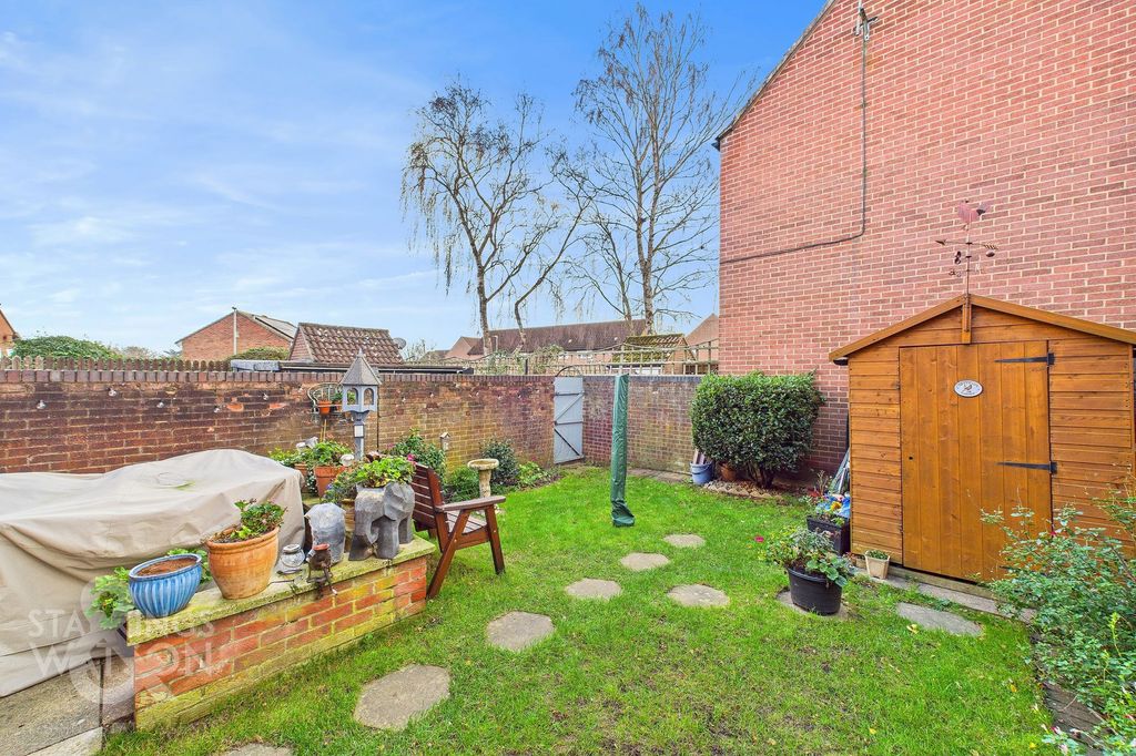 Property photo 1 of 21