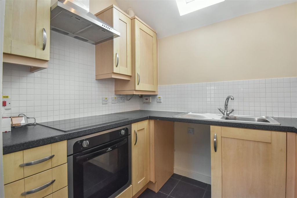 Property photo 2 of 15 Dsc_1227.Jpg