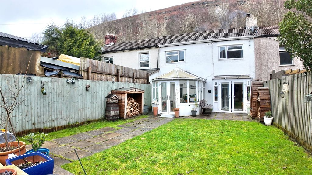 Property photo 1 of 34