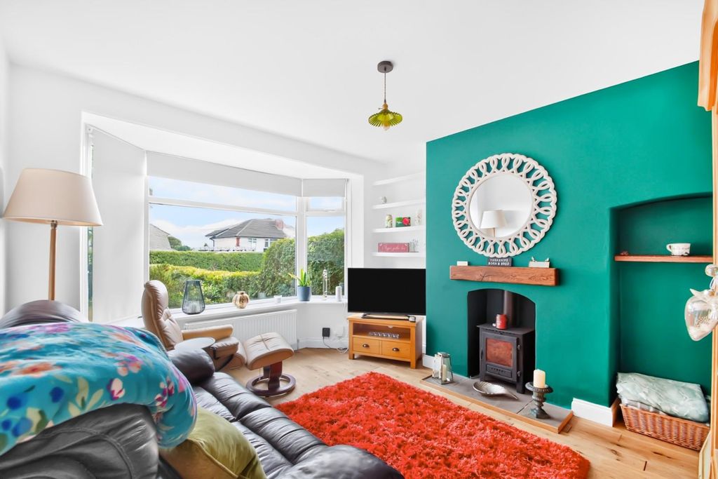 Property photo 2 of 18 63Kingsleyrd-9.Jpg