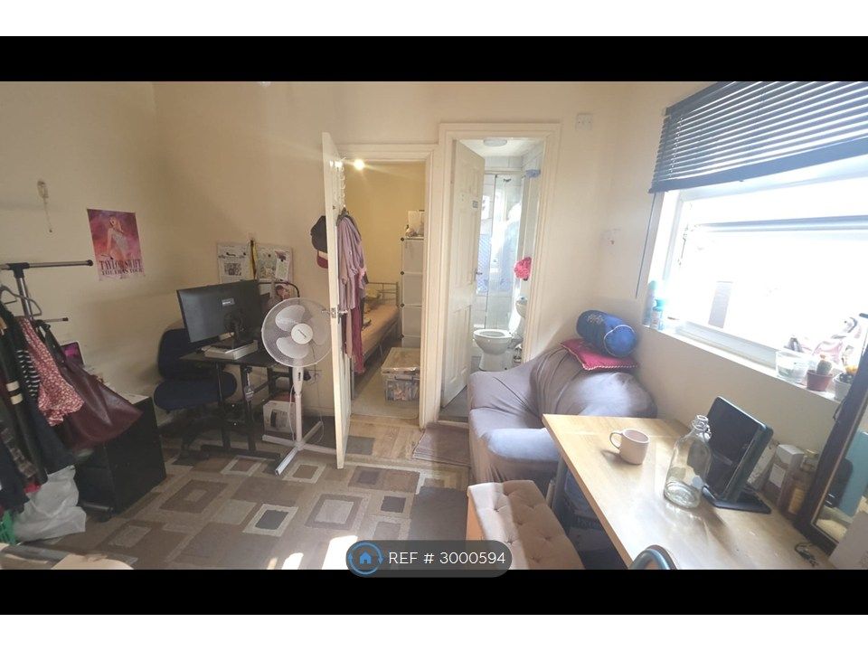 Property photo 1 of 4