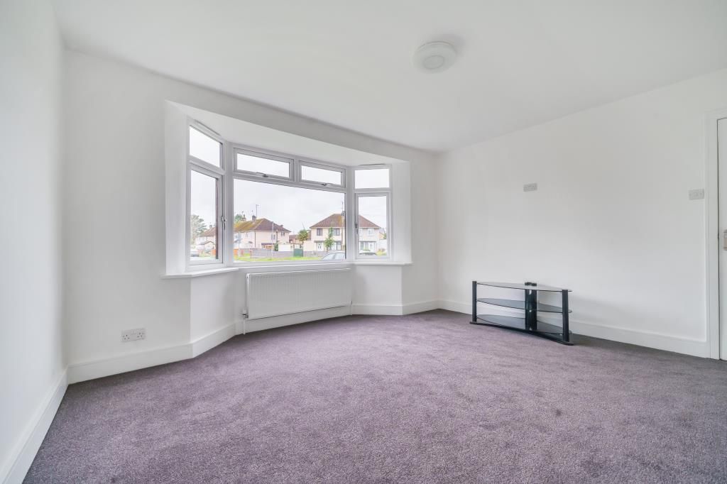 Property photo 2 of 12 Lounge Area