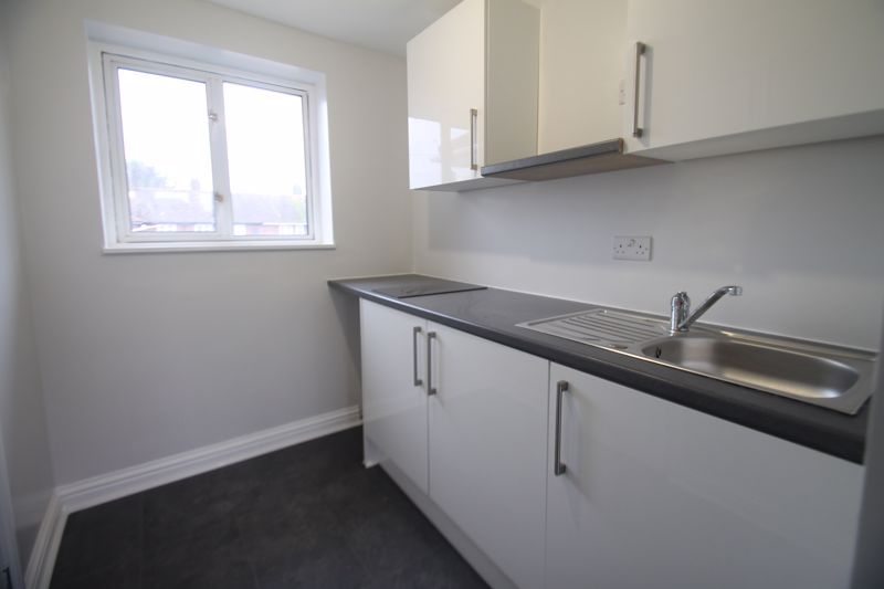 Property photo 2 of 5 Photo 3