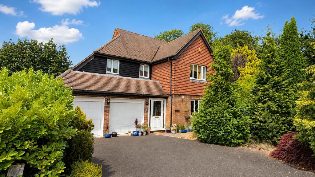 Property photo 1 of 35
