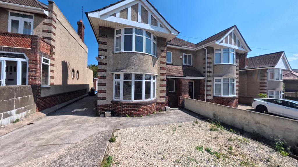 Property photo 1 of 12 Img_20260812_134343_00_038