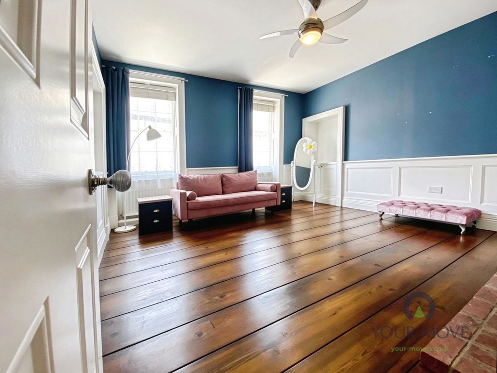 Property photo 3 of 17 Pbox-Img.Jpg