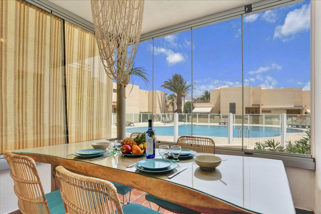 Property photo 1 of 33 Exclusive Townhouse In La Tejita