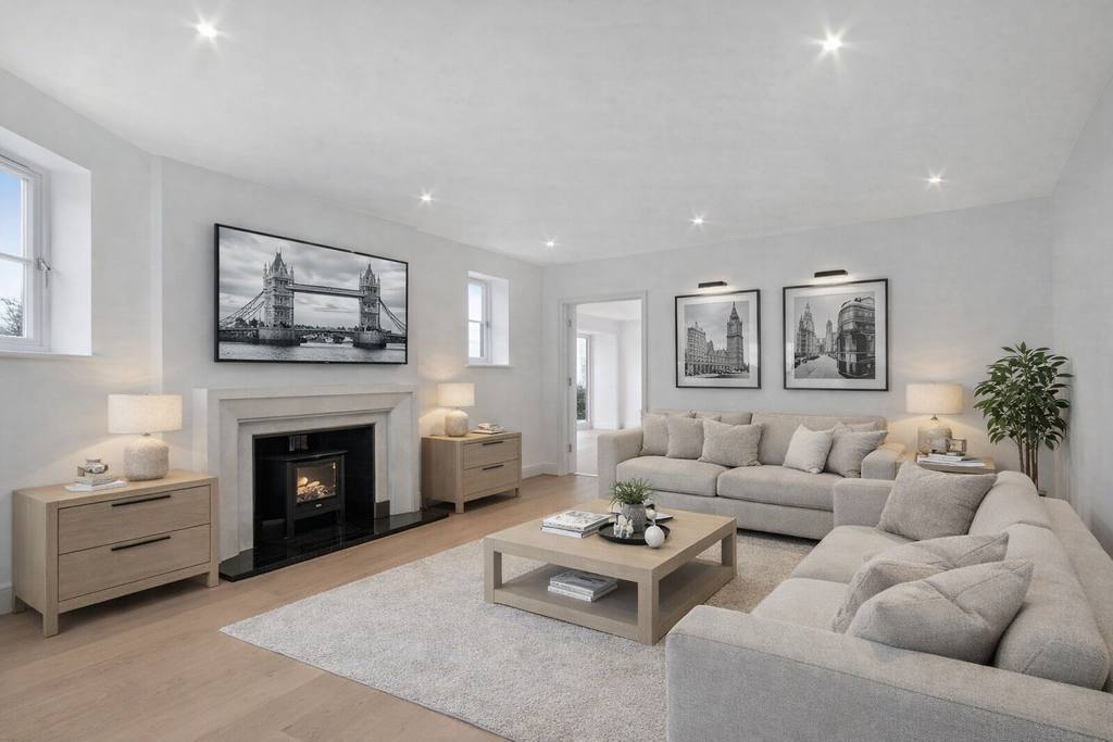 Property photo 2 of 40