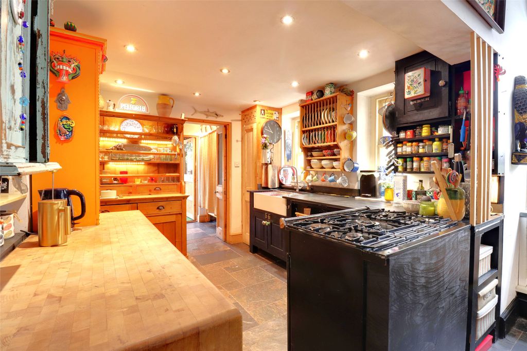 Property photo 3 of 15 3 - Picture No. 19