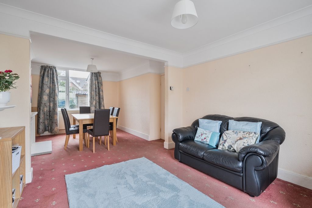 Property photo 3 of 18 1416833-11-69984Fd93B734