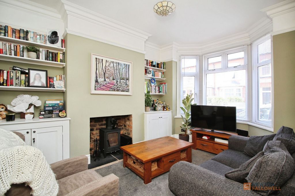 Property photo 2 of 19