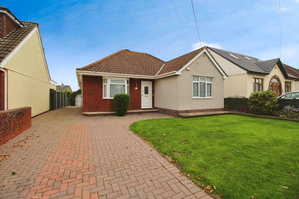 Property photo 1 of 22 Front