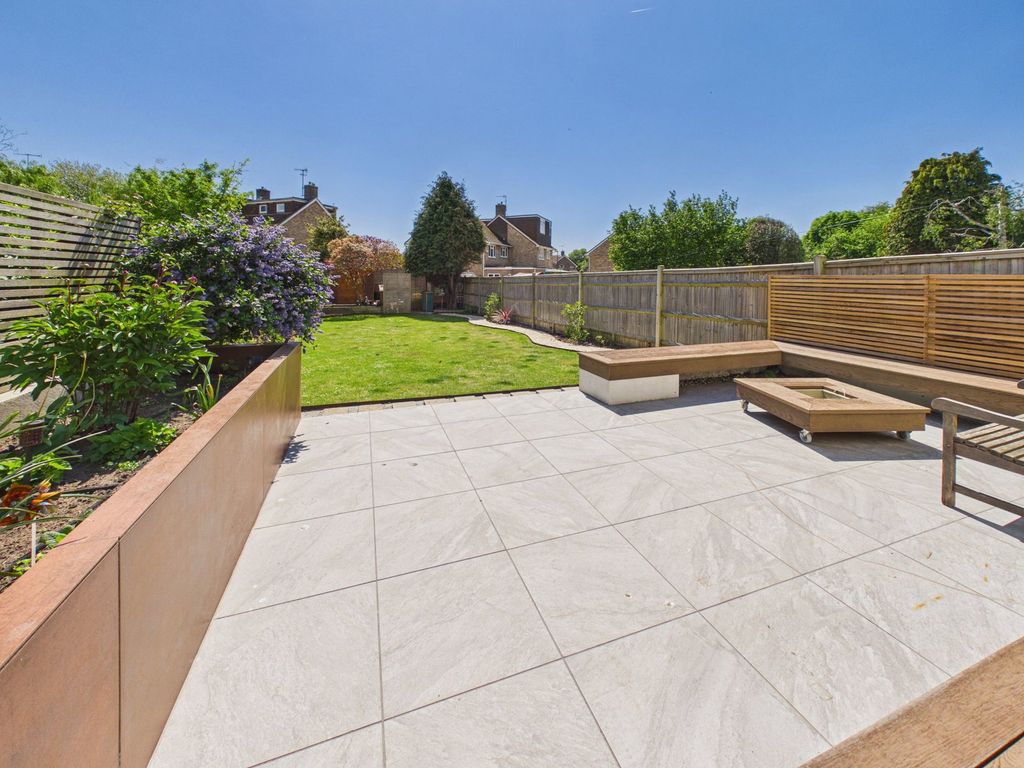 Property photo 3 of 19