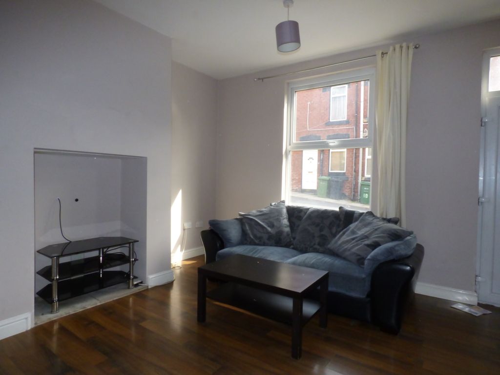 Property photo 2 of 6 P1000727