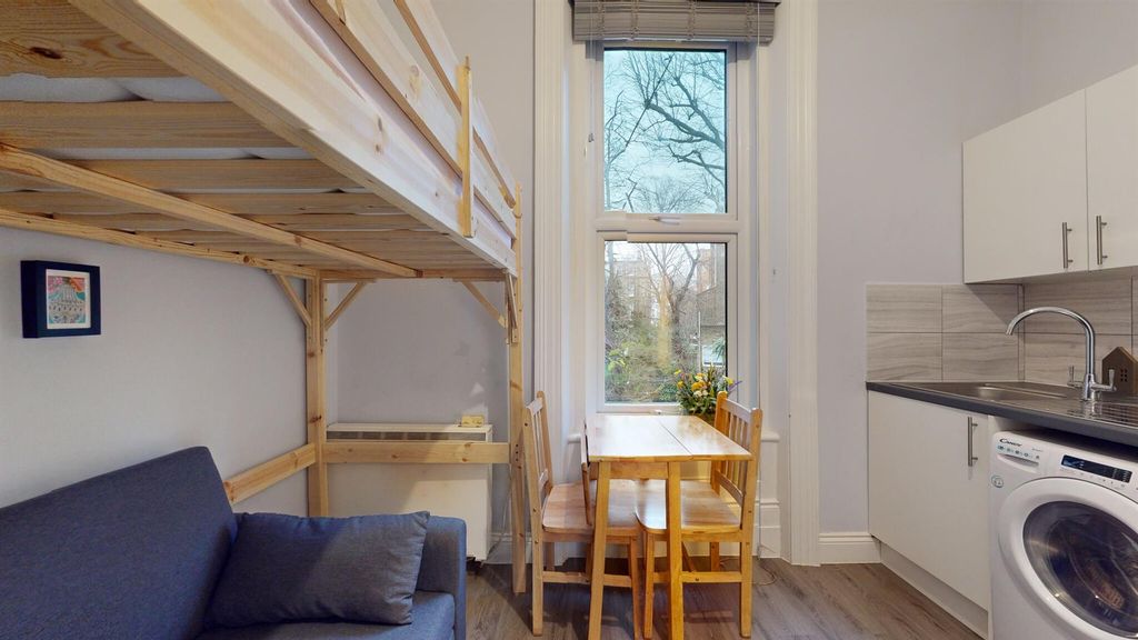 Property photo 3 of 6 677d4E0480Bfb6Fde5Ffa4Ab_596B797B2Dbcc699Bfd7Aeb9c