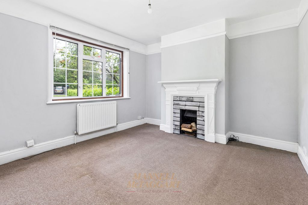 Property photo 3 of 22