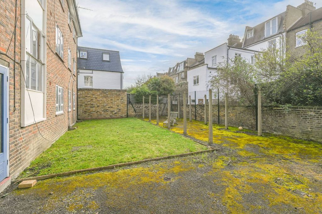 Property photo 3 of 7