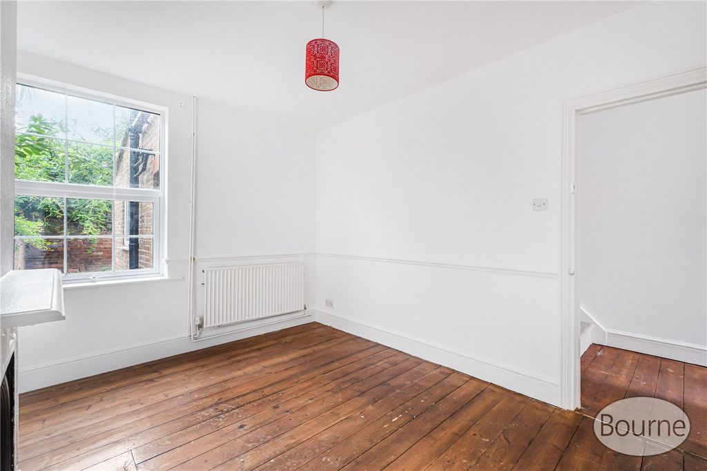 Property photo 3 of 14 Picture No. 23