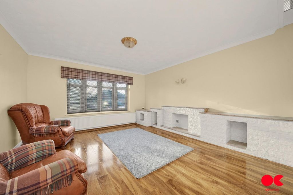 Property photo 2 of 36 Photo 11-12-2025, 11 27 15 (1).Jpg