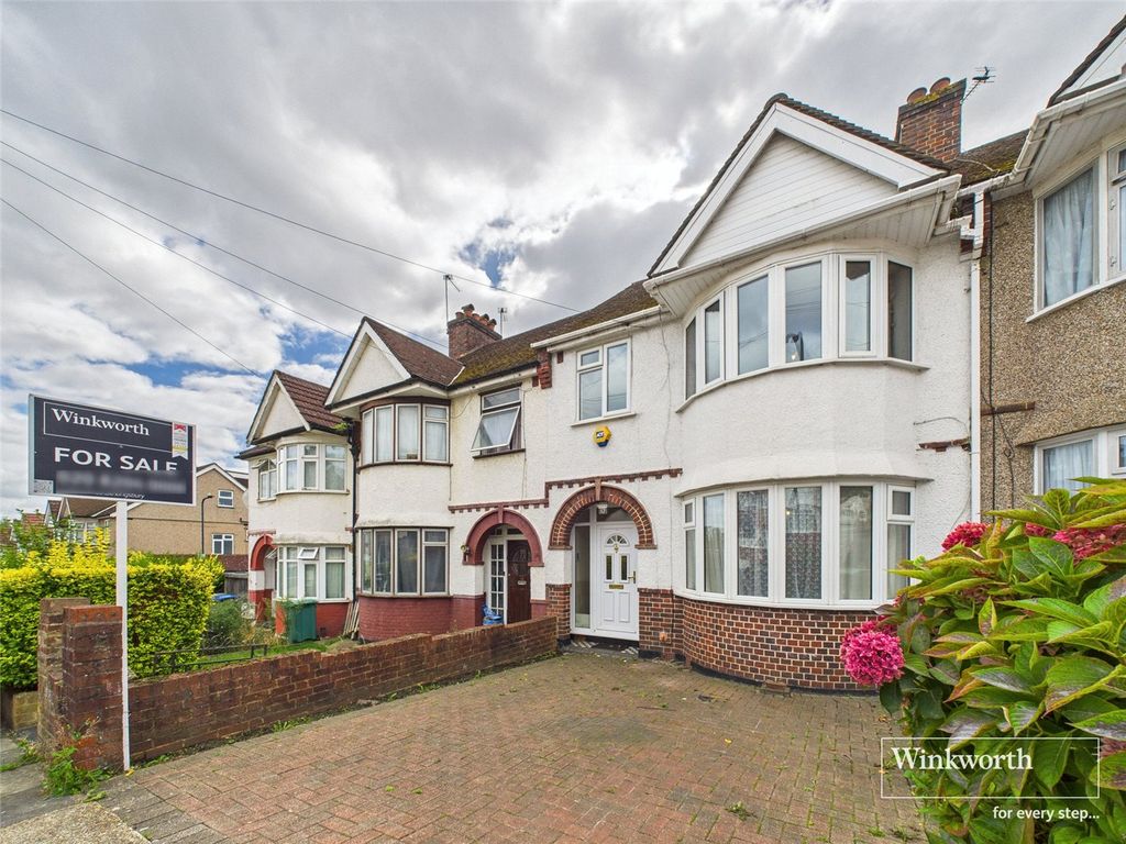 Property photo 1 of 11 External