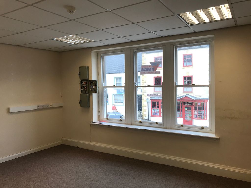 Property photo 2 of 5 Office Area