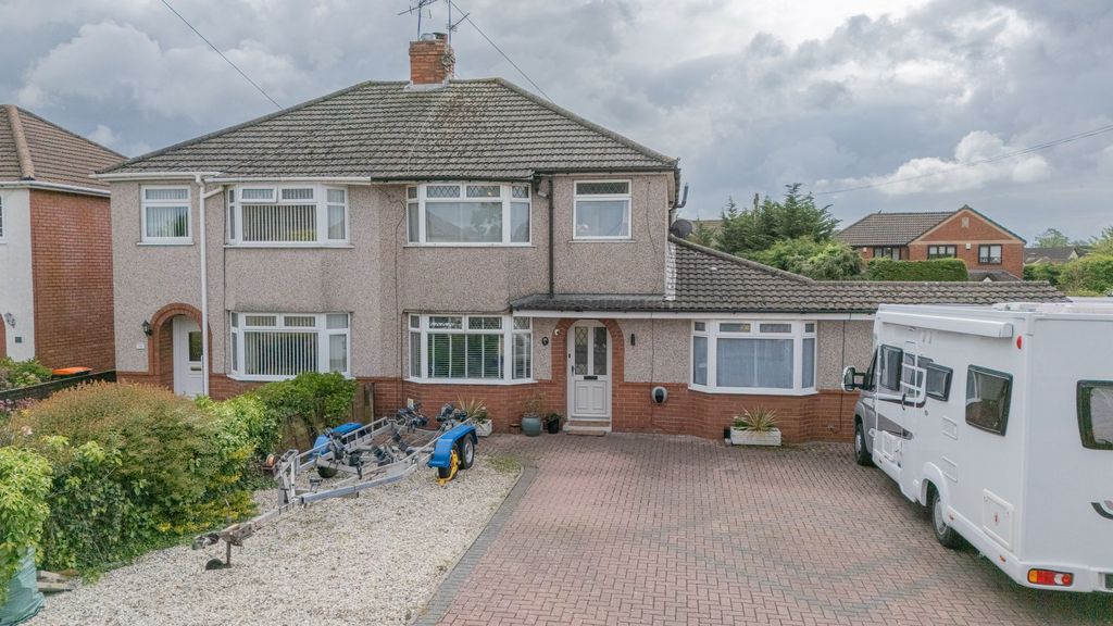 Property photo 1 of 31