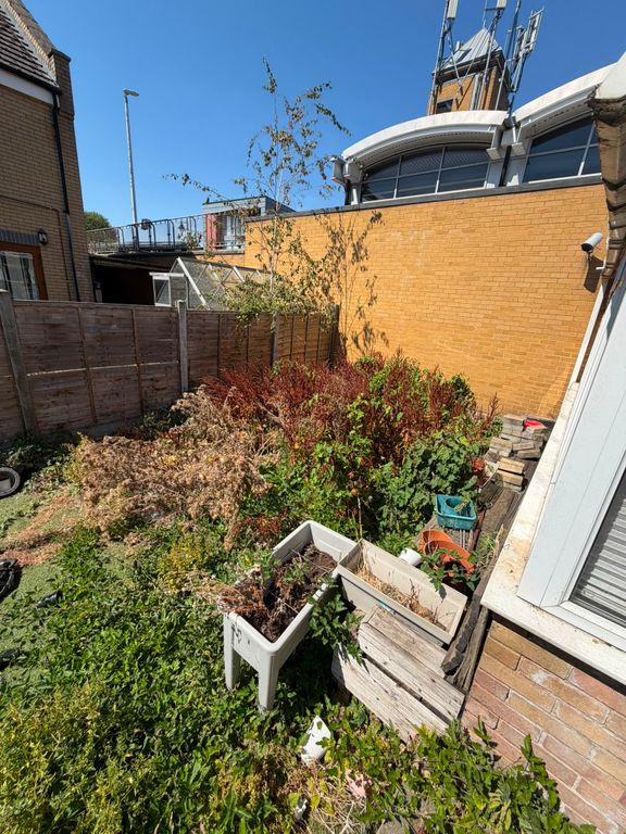 Property photo 3 of 5