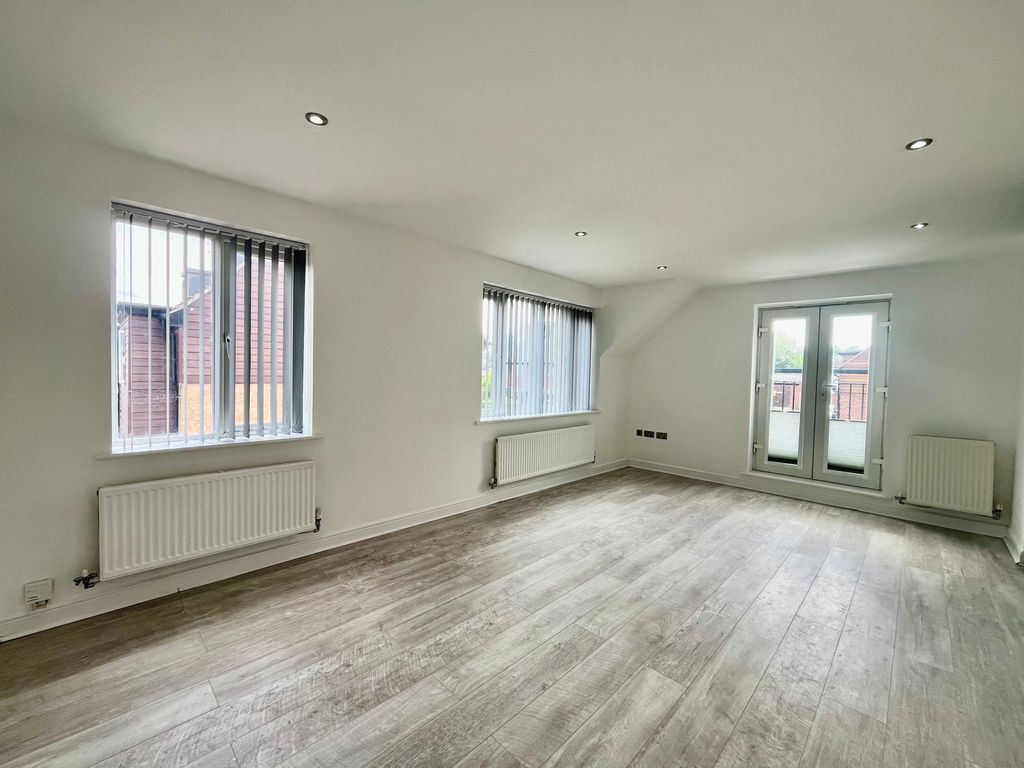 Property photo 1 of 6 Image