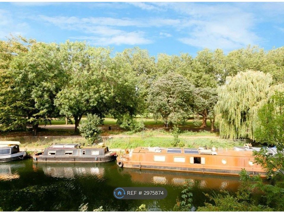 Property photo 3 of 14 Canal View