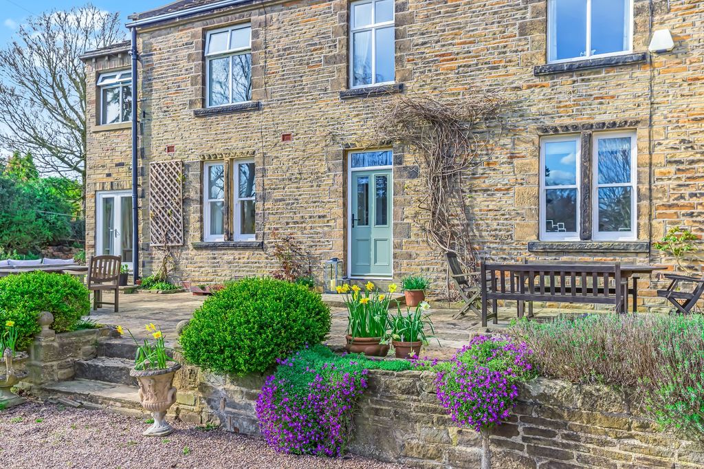 Additional image 36 of 4 bed detached house for saleGlen Road, Bingley BD16