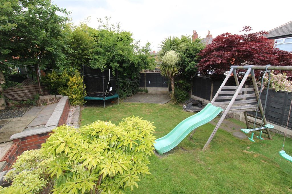 Property photo 2 of 15 Img_8445.Jpg