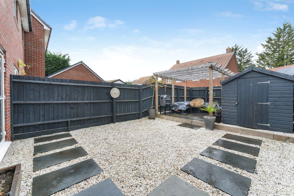 Property photo 2 of 17