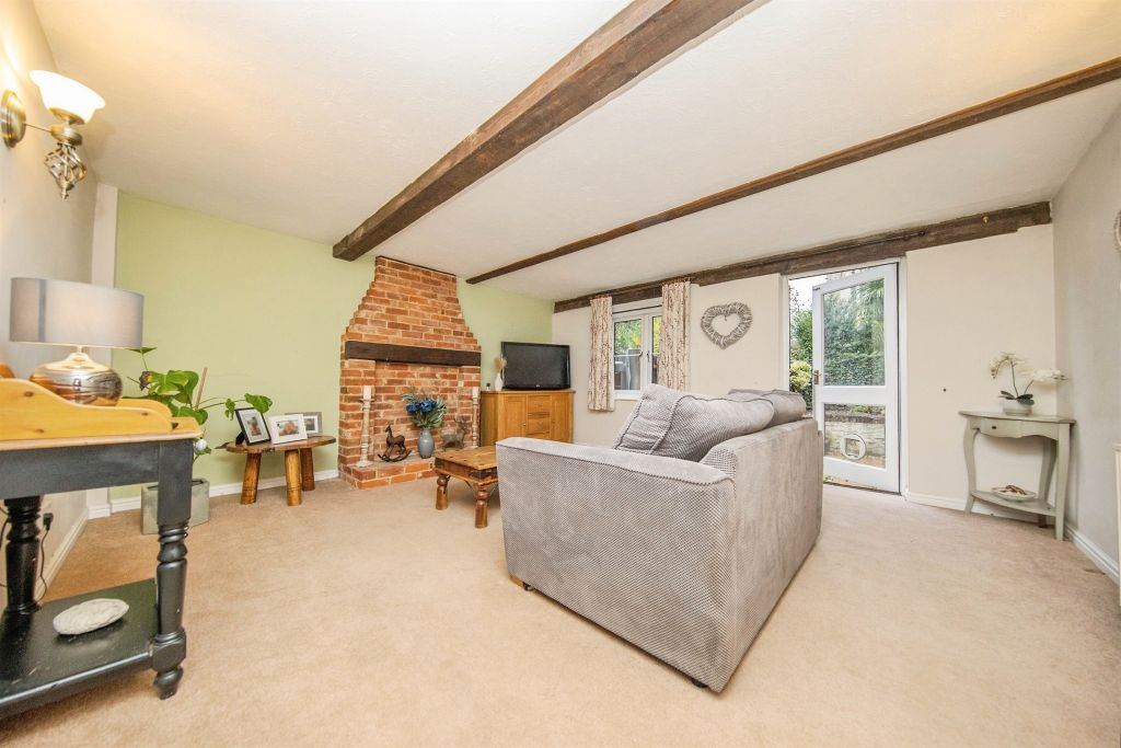 Property photo 2 of 17