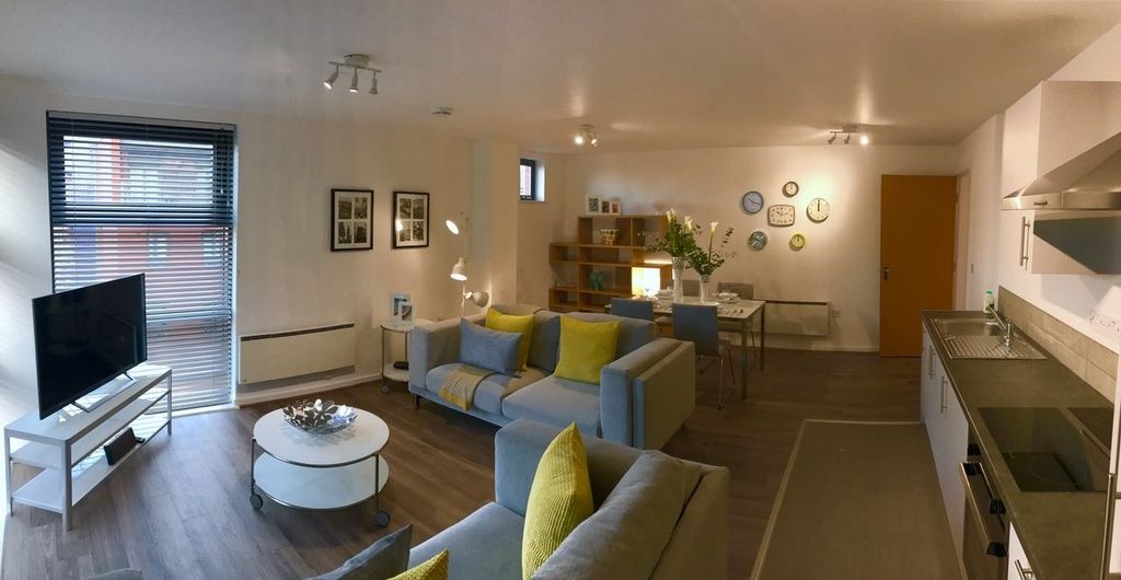 Property photo 3 of 8 Gallery