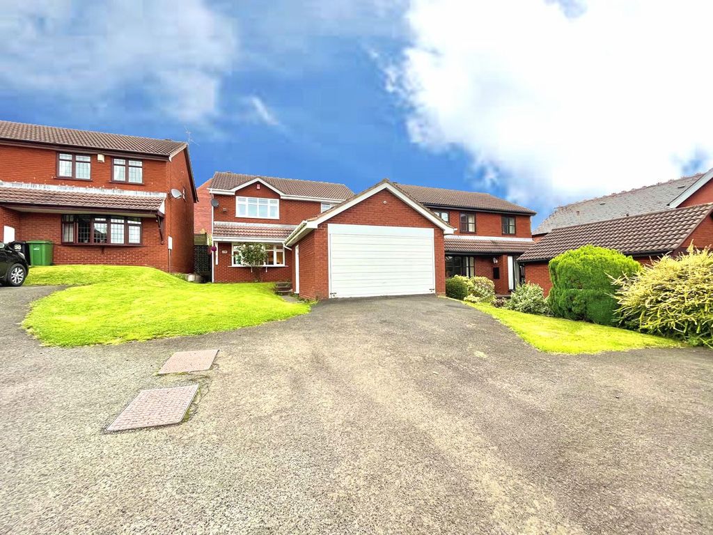 Property photo 1 of 30