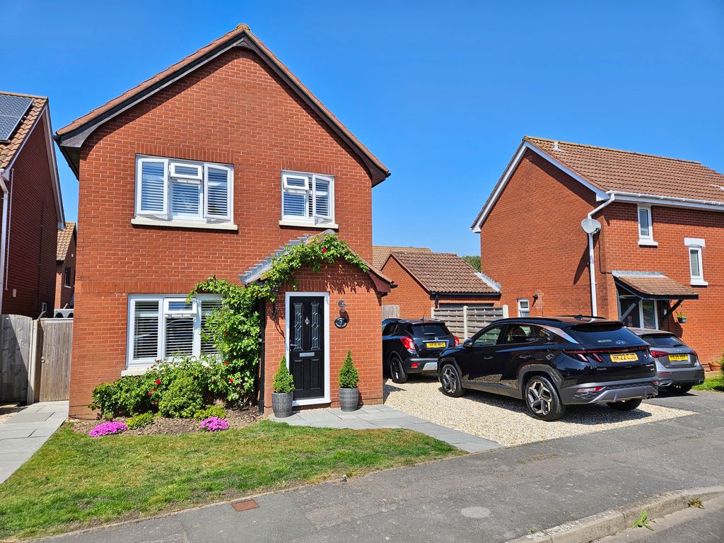 Property photo 1 of 33